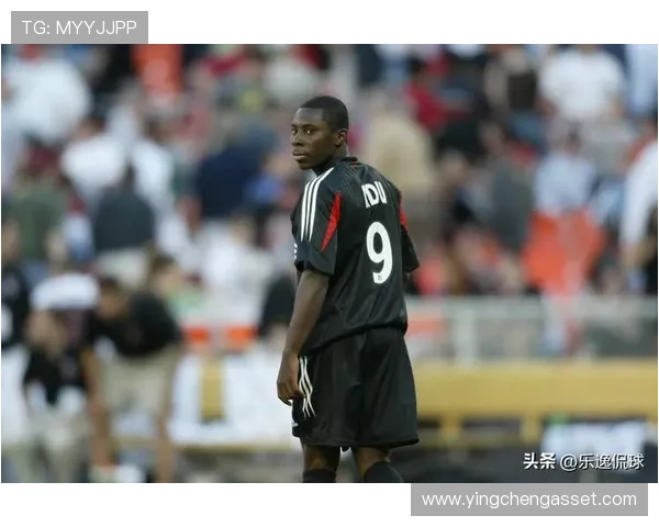 足球场上的璀璨明星他们的名字和传奇故事你知道多少