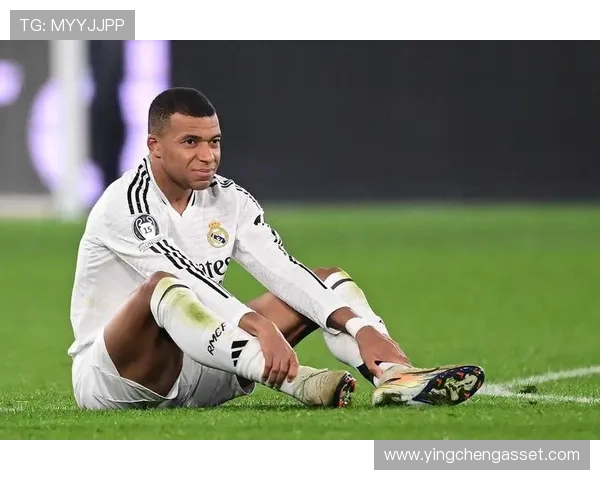 欧洲足球明星独特走路风格解析与魅力展现